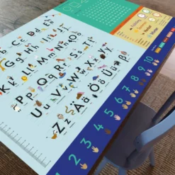 Alphabet Schreibtischunterlage blau für Kinder 60 x 40 cm