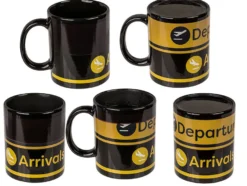 Arrivals/Departures Flughafen Thermotasse Flughafen