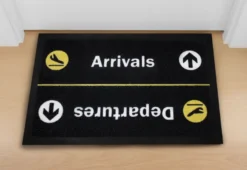 Arrivals/Departures Fußmatte