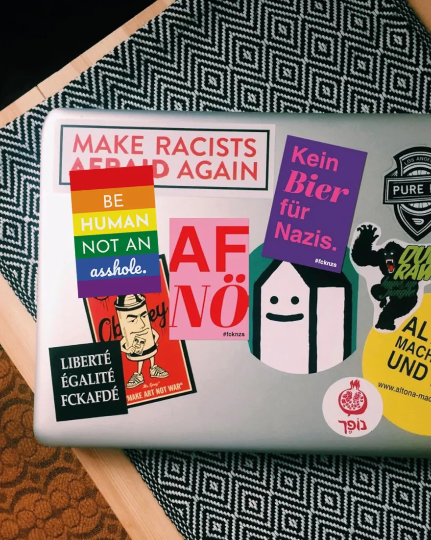 Be Human not an Asshole | Sticker Set - 50 Stück | 5,5 x 8,5 cm