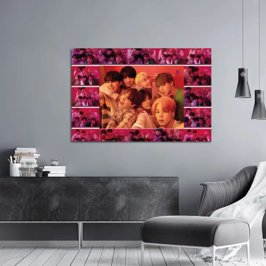 BTS Poster Selfie