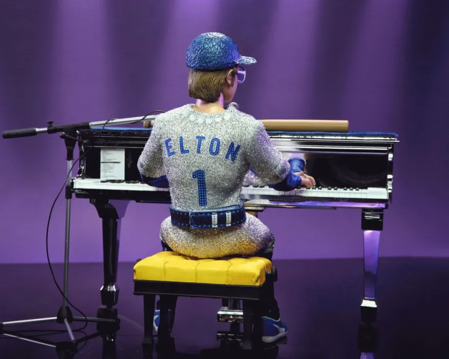 Elton John & Piano Actionfigur Live 1975 incl. Konzertflügel