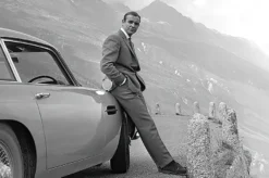 James Bond Poster Sean Connery & Aston Martin