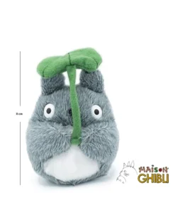 Mein Nachbar Totoro Plüschfigur Totoro mit Blatt