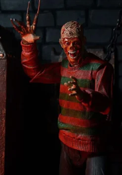 Nightmare on Elm Street 7' Actionfigur Ultimate Freddy