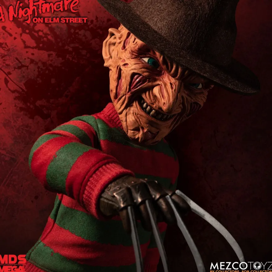 Nightmare on Elmstreet Talking Mega Scale Freddy Krueger 15'