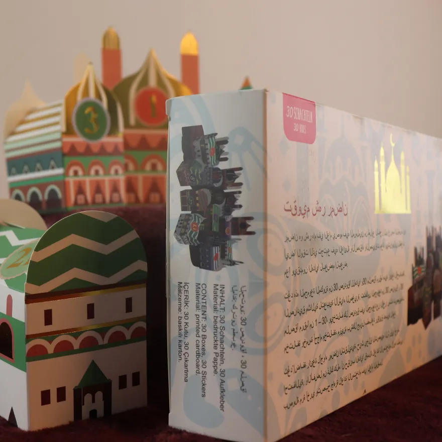 Ramadan Kalender mit 30 Schachteln
