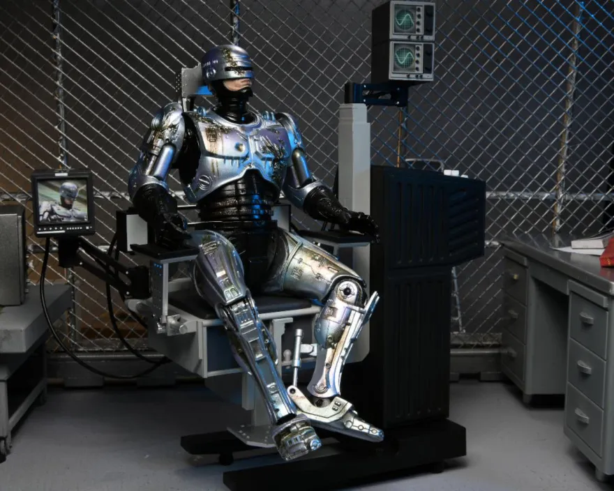 Robocop Actionfigur 7' Scale Ultimate Battle Damaged 1987
