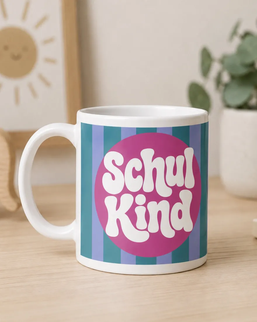 Schulkind Tasse 180 ml - mit 'Schulkind' Aufschrift - mit Streifen Design