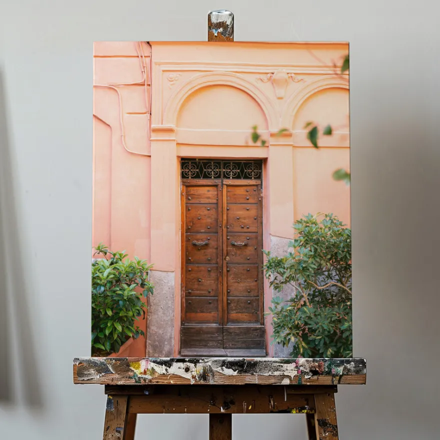 The Trastevere door ||