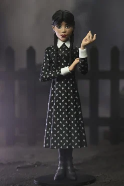 Wednesday Toony Terrors Actionfigur Classic Dress