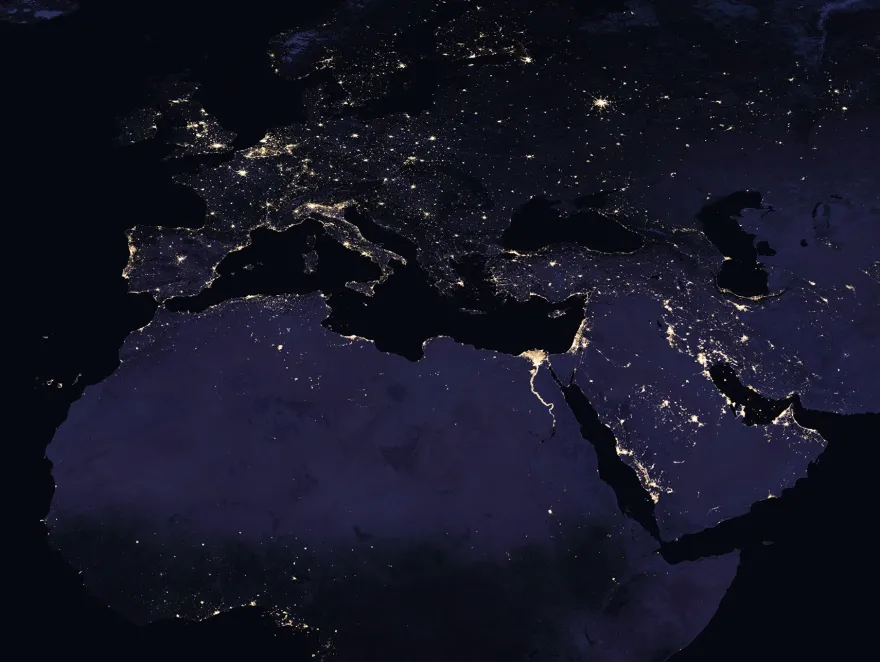 Weltkarte XXL Earth at Night Die Erde bei Nacht, Lackiert